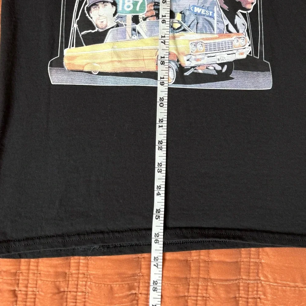 NWOT Compton/West Coast Graphic T.‎